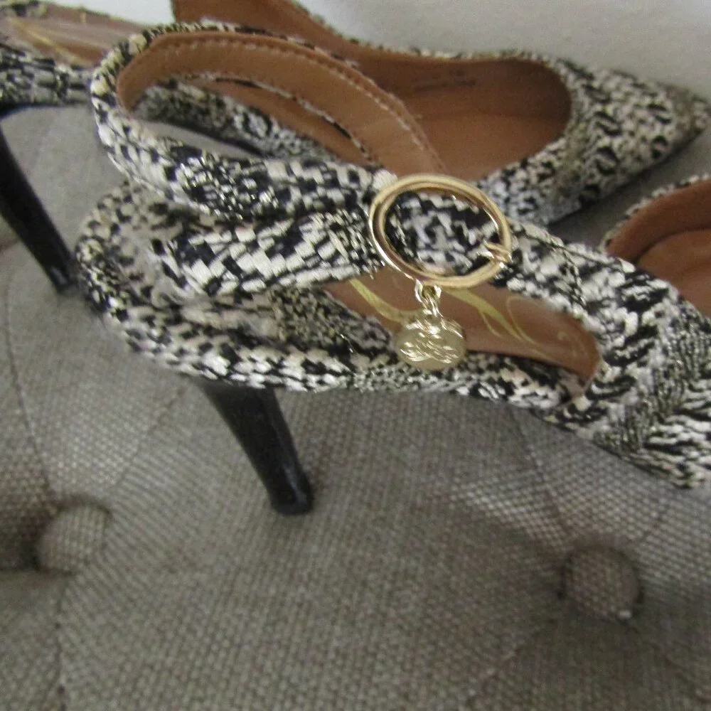 J Renee Lacee Pointed Toe Heels 7W